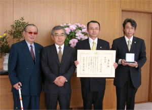 ��܋L�O�B�e